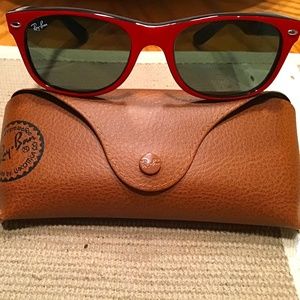 Ray-Ban New Wayfarer Women’s Sunglasses